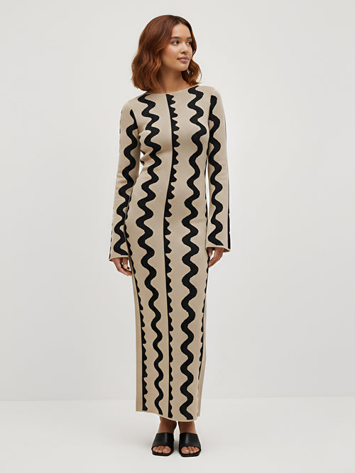 Raya–Wave Sculpt Dress - Vessita
