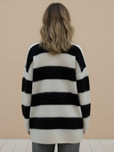 Nara–Soft Cozy Sweater - Vessita