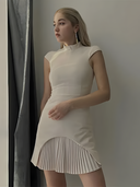 Hemline