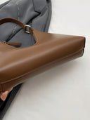Vera-Minimalist Bag