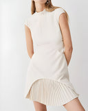 Hemline