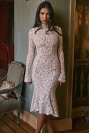 Juliette-High Neck Lace