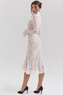 Juliette-High Neck Lace
